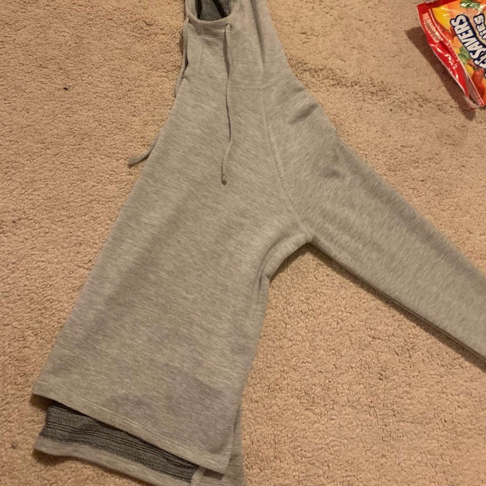 Reebok lightweight sweatshirt